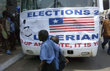 La Commission Nationale Electorale (NEC) annonce les résultats définitifs des élections présidentielle et législatives pour le 26 octobre.(Photo : UNMIL Photo/Eric Kanalstein)