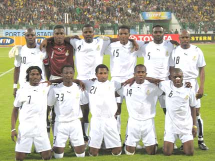 L'équipe du Ghana lors du match Nigeria / Ghana  du lundi 23 janvier 2006.(Photo : Olivier Peguy / RFI)