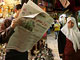 « Un séisme politique secoue la région » titre ce journal en langue arabe diffusé à Jérusalem.(Photo : AFP)