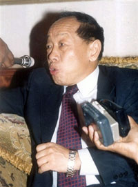 Le ministre chinois des Affaires étrangères, Li Zhaoxing.(Photo : AFP)