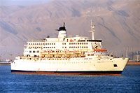 Le ferry <i>al-Salam Boccacio 98</i> dans le port de Suez en 1999.(Photo: AFP)