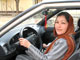 Akala Rizai conduit et travaille, une femme exceptionnelle à double titre en Afghanistan.(Photo : Anne le Troquer / RFI)