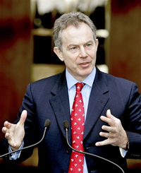 Tony Blair se pose en rassembleur de la lutte contre les changements climatiques.(Photo : AFP)