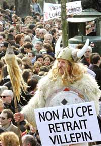 Des centaines de milliers d'étudiants, lycéens et salariés ont exprimé leur opposition au CPE dans toute la France.(Photo : AFP)