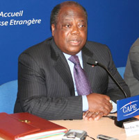 Le Premier ministre ivoirien, Charles Konan Banny : «<em>La Côte d'Ivoire a de l'avenir</em>» mais il faut «<em>rendre le processus de paix irréversible</em>».(Photo : Cape)