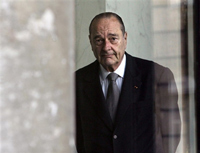 Le président français, Jacques Chirac, tient des propos controversés sur l'Iran. 

		(Photo : AFP)