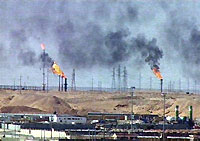 Installations pétrolières et gazières dans le Sahara algérien.(Photo: AFP)