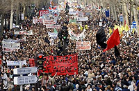 Des centaines de milliers de manifestants sont descendus dans la rue ce mardi 4 avril, à Paris (photo) et en province, pour exiger l'abrogation du CPE.(Photo: AFP)
