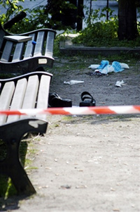 Un jeune skinhead a tué jeudi 11 mai une jeune femme africaine et une fillette belge de deux ans en pleine rue à Anvers (nord de la Belgique).(Photo : AFP)