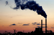 Usine d'incinération aux Pays-Bas. Le marché européen du carbone concerne 11&nbsp;000 entreprises.(Photo: AFP)