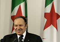 Le président Abdelaziz Bouteflika, le 5 juin 2006 à Alger. 

		(Photo: AFP)