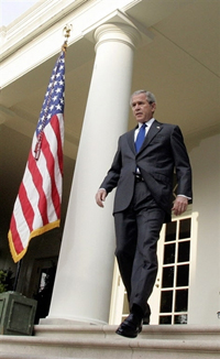 «&nbsp;<em>Zarqaoui est mort, mais la difficile et nécessaire mission en Irak continue&nbsp;</em>» a prévenu Georges Bush. 

		(Photo : AFP)