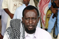 Le chef de l’Union des tribunaux islamiques, Cheikh Sharif : «<em>Nous ne voulons pas imposer quoi que ce soit à la population somalienne, mais nous estimons que la charia islamique peut être appliquée, parce qu'on y trouve toute la justice, toute l'égalité et tout l'amour.</em>»(Photo : AFP)