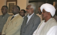 La délégation des tribunaux islamiques (photo) a conclu à Khartoum un premier accord avec le gouvernement intérimaire somalien. 

		(Photo : AFP)