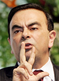 Les conseils d’administration de Renault et de Nissan se sont entendus pour que Carlos Ghosn conduise le cas échéant des négociations avec General Motors; si l’Américain faisait des avances. 

		(Photo : AFP)
