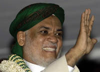 Le président Ahmed Abdallah Sambi, élu le 14 mai dernier. «<em>J'ai hérité d'une situation économique et financière très critique</em>» a-t-il annoncé le 6 juillet dernier, lors de la célébration du 31ème anniversaire de l’indépendance. 
		(Photo : AFP)