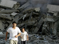 Le sud de la capitale libanaise a été la cible des bombardements israéliens tout au long de la journée de ce dimanche 8 août. 

		(Photo : AFP)