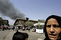 Attentat à Bagdad le 8 août 2006. 100 Irakiens meurent chaque jour. 

		(Photo: AFP)