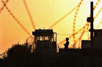 Les forces internationales tardent à se déployer le long de la frontière israélo-libanaise. Pour les Libanais, «le pays est soumis à un blocus israélien et international». 

		(Photo: AFP)