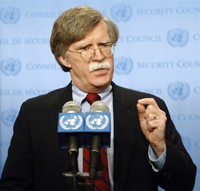 L'ambassadeur américain&nbsp;aux Nations unies John Bolton: «<em>J'ai le sentiment que nous nous rapprochons d'une solution, mais je ne veux pas sous-estimer les difficultés</em>». 

		(Photo : AFP)