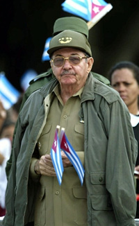 Selon la volonté du «<i>Lider maximo</i>», Raul Castro prend «provisoirement» les fonctions de numéro un. 

		(Photo : AFP)