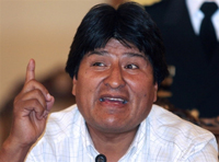 Lundi 11 septembre, lors d'une conférence de presse à La Paz, le président bolivien Evo Morales a affirmé que la nationalisation des hydrocarbures était une expérience unique.    

		(Photo : AFP)