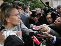 Michèle Alliot-Marie affirme qu’elle ne savait pas que des noms d’hommes politiques figuraient sur les listings. 

		(Photo : AFP)