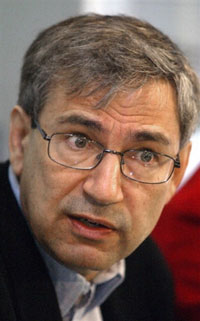 Le prix Nobel de littérature 2006 a été attribué à l’écrivain turc Orhan Pamuk pour l’ensemble de son œuvre.
 

		(Photo : AFP)