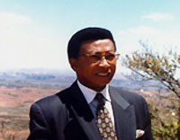 Pierrot Rajaonarivelo, ancien vice-Premier ministre malgache, est arrivé samedi par avion à Antananarivo.(Photo: www.pierrot-rajaonarivelo.org)