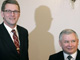 Le Premier ministre finlandais Matti Vanhanen (à g.) et le Premier ministre polonais Jaroslaw Kaczynski. 

		(Photo : AFP)