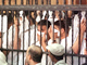 En 2001, au Caire, des dizaines de gays avaient été arrêtés pour «appartenance à une secte blasphémant l’islam».(Photo : AFP)