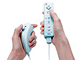 Une des innovations de la Wii : son joystick (manette) sensible aux mouvements.(Source : Nintendo)