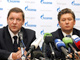 Le Premier ministre biélorusse, Sergei Sidorsky en compagnie du PDG du géant gazier russe Gazprom, Alexei Miller, à Moscou, le 1er janvier 2007, lors de la conclusion de l'accord prévoyant une augmentation considérable du prix du gaz russe. 

		(Photo : AFP)