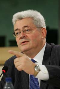 Bruno Gollnisch, président du groupe «Identité, tradition, souveraineté» (ITS) au Parlement européen. 

		(Photo : AFP)