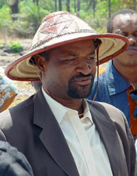 Mamadou Sylla, l’ancien président du patronat guinéen, PDG du groupe Futurelec Holding, première fortune du pays et ami du chef de l’Etat.  

		(Source : Futurelec)