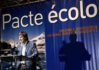 Nicolas Hulot lors de la réunion avec les principaux candidats à la présidentielle qui ont confirmé leurs engagements écologiques. 

		(Photo : AFP)