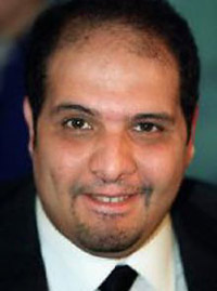 Rafik Abdelmoumen Khalifa, l’homme d’affaires algérien. 

		(Photo : AFP)