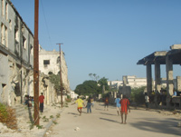 Le foot est la passion des adolescents de Mogadiscio. &#13;&#10;&#13;&#10;&#9;&#9;(Photo Manu Pochez / RFI)