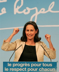 A l’occasion de son premier grand meeting parisien, Ségolène Royal a vivement critiqué Nicolas Sarkozy. 

		(Photo : AFP)