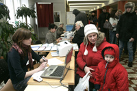 Les électeurs estoniens avaient la possibilité de voter électroniquement avant la date du scrutin. 

		(Photo : Reuters)