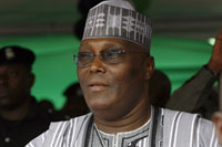 Atiku Abubakar le 20 décembre 2006 à Lagos. 

		(Photo: AFP)