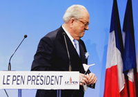 Jean-Marie Le Pen n’a pas réussi à faire fructifier le potentiel électoral de 2002. 

		(Photo : Reuters)