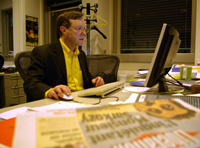 Un journaliste du service internet de RFI. &#13;&#10;&#13;&#10;&#9;&#9;(Photo : D. Alpoge / RFI)
