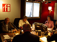 Le studio de RFI durant la soirée spéciale élection. 

		(Photo : D. Desaunay / RFI)