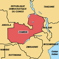 Avec une population de près de 12 millions d’habitants, la Zambie est l’un des pays les plus pauvres du monde avec un revenu annuel de 627 dollars par personne. 

		(Carte : Verney-Wissing/RFI)