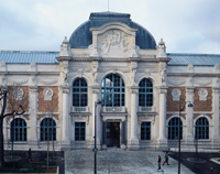 La façade de la Galerie des Gobelins (après travaux), à Paris. 

		(Photo : André Morain)