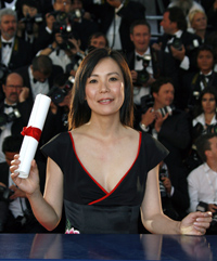 La cinéaste japonaise Naomi Kawase à Cannes lauréate du Grand Prix. (Photo : Reuters)