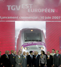 Inauguration du TGV Est, samedi 9 mai, en présence du Premier ministre François Fillon.
 

		photos : Reuters 