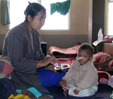 Le revenu mensuel des familles birmanes ne leur permet pas d'accéder aux soins à l'hôpital.(Photo : J. Robert/RFI)
