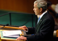 Mardi 25 septembre, à la tribune de l'ONU, George Bush a annoncé le durcissement des sanctions financières contre la Birmanie.(Photo : Reuters)